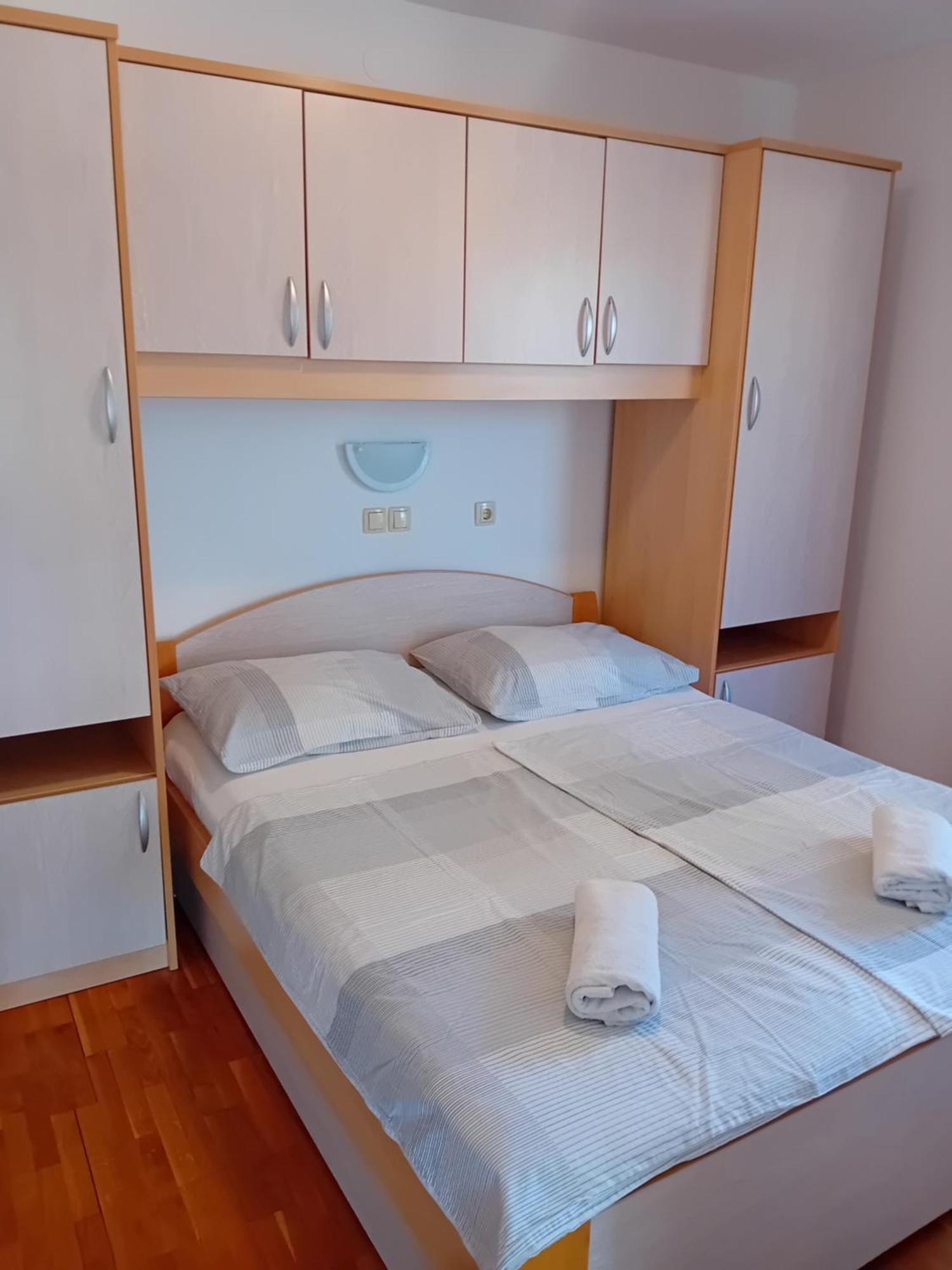 Apartmani Ana I Predrag Лопар Номер фото